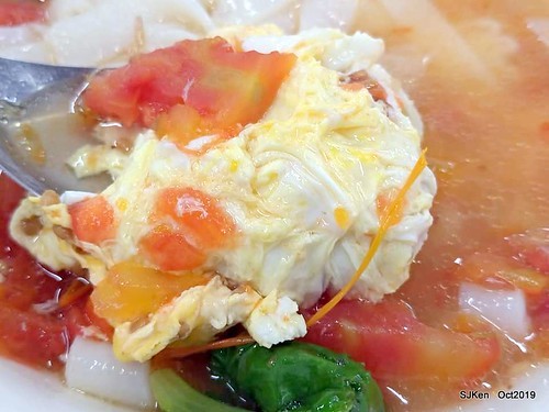 Vietnamese noodle & spring rolls at Nanman traditional market, Taipei, Taiwan, Oct 17, 2019