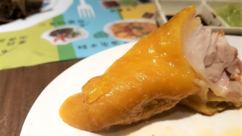 20200228_星島海南雞_ 雞肉的膠原蛋白.jpg