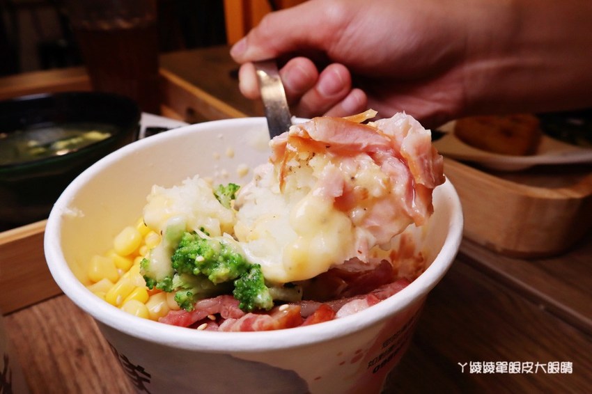 新竹科學園區下午茶外送推薦太空總薯！台灣NASA在新竹！必吃韓式牛五花丼飯、起司馬鈴薯