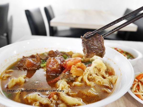 【中和牛肉麵】牛貳麵舖 #牛肉麵 #黃豆芽臭豆腐 #清蒸麻辣臭豆腐 #台北國際牛肉麵節人氣第三名 (26).JPG