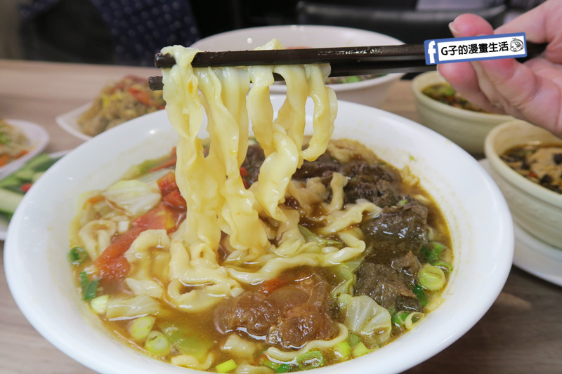 【中和牛肉麵】牛貳麵舖.清蒸麻辣臭豆腐.台北國際牛肉麵節.眷村牛肉麵口味
