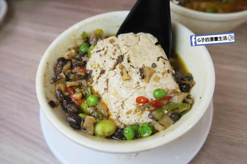 【中和牛肉麵】牛貳麵舖.清蒸麻辣臭豆腐.台北國際牛肉麵節.眷村牛肉麵口味