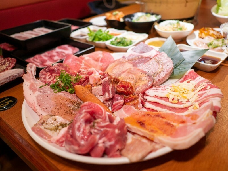 【美食】馬太郎燒肉，炭火燒肉，食材新鮮，肉厚實有品質吃起來就是爽！台北中山區美食