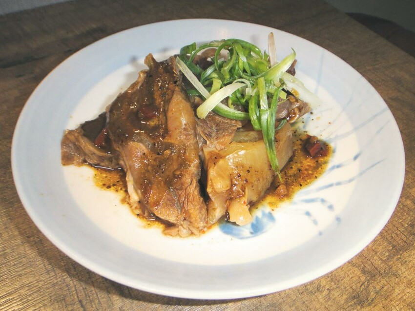 【美食】「二鬼麵舖 三重店」捷運台北橋站必吃美食,三重麻辣麵