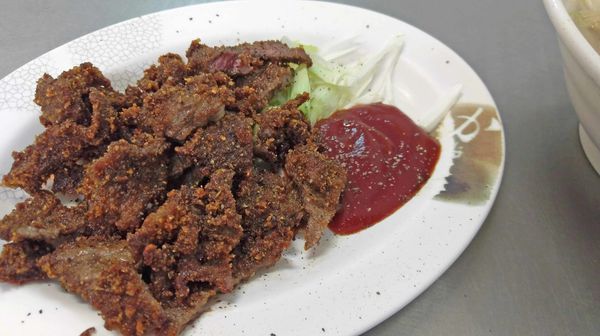 【台北美食】牛霸小吃店-吃了會讚不絕口的清燉牛肉麵