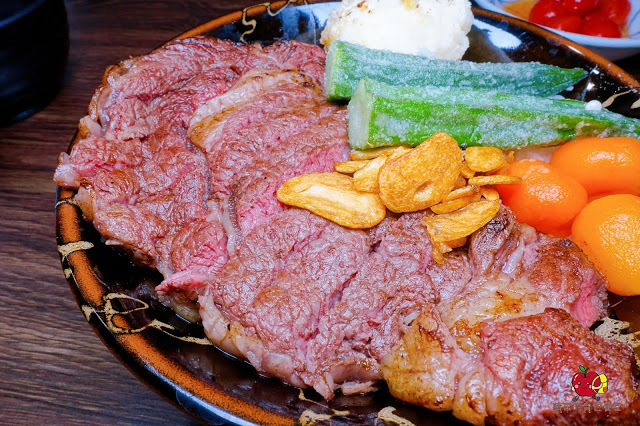 [食記] 新竹東區-四葉燒肉 丼物專門店 CP值高的平價丼飯 $220的天丼有炸牡蠣 炸蝦 豬排 玉子 炭香豐富的炙燒乾拌拉麵