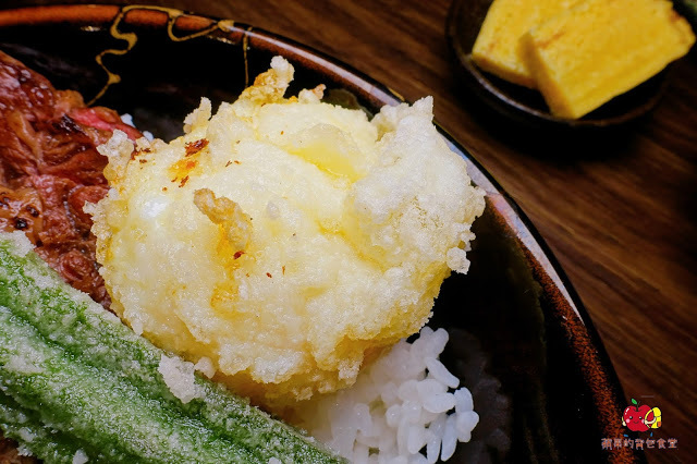 [食記] 新竹東區-四葉燒肉 丼物專門店 CP值高的平價丼飯 $220的天丼有炸牡蠣 炸蝦 豬排 玉子 炭香豐富的炙燒乾拌拉麵