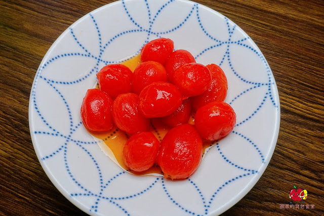 [食記] 新竹東區-四葉燒肉 丼物專門店 CP值高的平價丼飯 $220的天丼有炸牡蠣 炸蝦 豬排 玉子 炭香豐富的炙燒乾拌拉麵