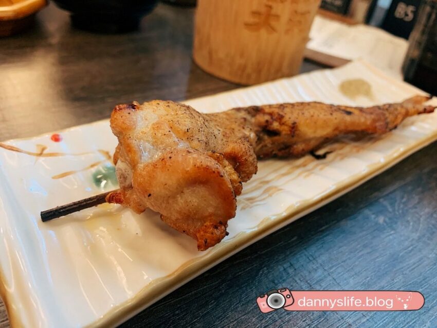 道地串燒、定食，一秒來到日本，味噌湯、飲料喝到飽。微風北車美食廣場～丹尼的吃喝玩樂～