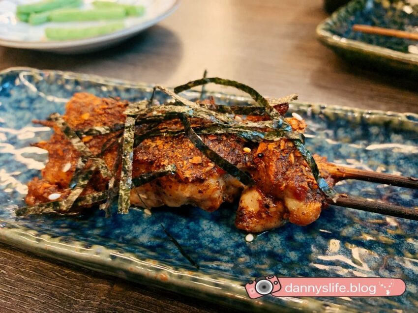 道地串燒、定食，一秒來到日本，味噌湯、飲料喝到飽。微風北車美食廣場～丹尼的吃喝玩樂～