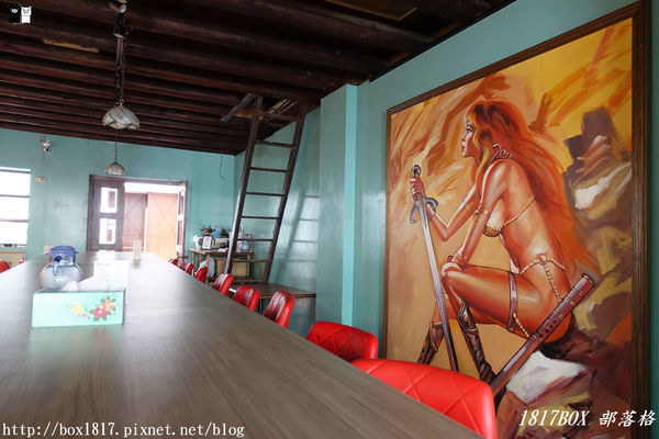 【台中。中區】老建築飄咖啡香。黝脈咖啡。無菜單咖啡喝到飽