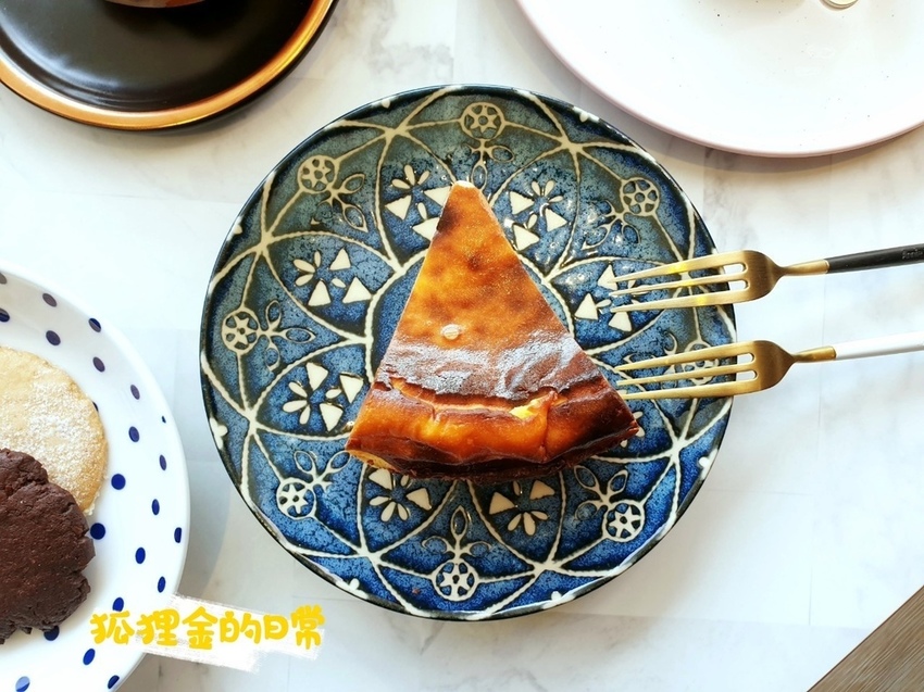 Cat I Cake_狐狸金的日常_191124_0009.jpg