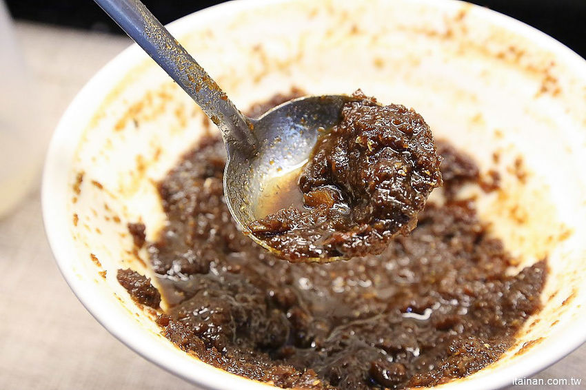 台南北區美食火鍋｜用愛與新鮮蔬果熬煮湯底的『丞恬鍋物 hot pot』雙人套餐海陸全餐都吃的到還有霸氣海鮮船，飲料霜淇淋無限供應! - 台南好Food遊