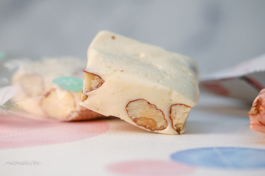 過年必買伴手禮》我的果物日記。2020超人氣年節禮盒首選！隱藏版商品草莓恬心派,紅茶拿鐵牛軋糖