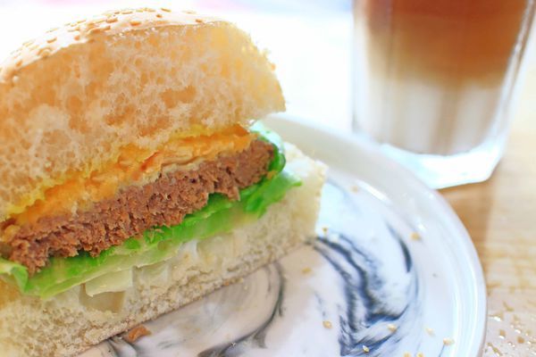 【蘆洲美食】調色盤早午餐-再訪率爆高！顛覆你舊有印象，讓你吃了還會想再來的早午餐店