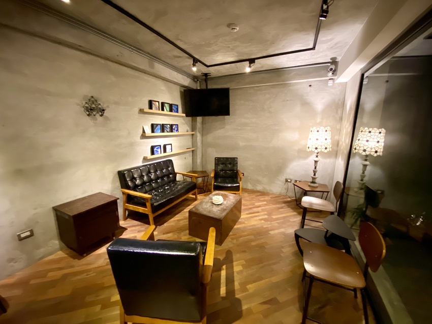 Dotel西門/不限時咖啡廳/插畫實驗室/大人的水彩畫/手沖咖啡/共享空間/共享廚房/手作課程