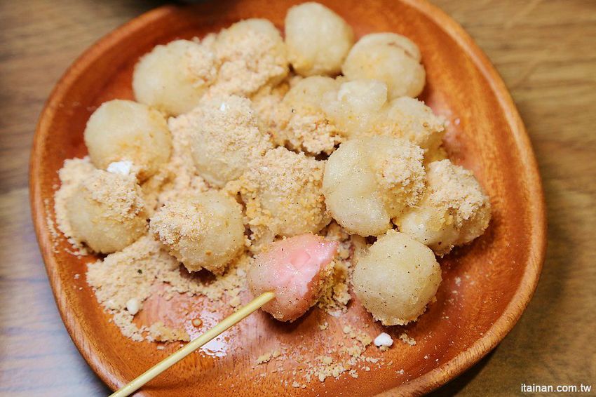 洪家回春堂鹽酥雞-台南崇德分堂~鹽酥雞也有網美店!中藥店裡吃鹽酥雞!!炸OREO、炸雞腳、炸湯圓你吃過了嗎? - 台南好Food遊