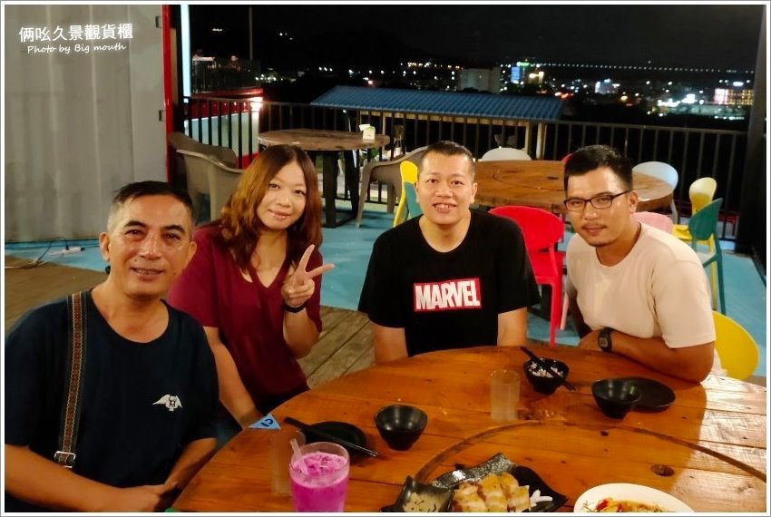 【台東美食】俩吆久景觀貨櫃.絕美夜景+原住民風味餐,一次滿足!