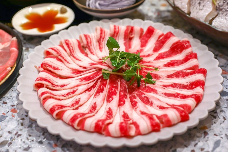 信義區火鍋,台北,台北優質火鍋,台北火鍋,台北火鍋推薦,小川火鍋,小川鍋物,小川鍋物信義店,小川鍋物新光三越A4店,小農火鍋,捷運市政府站美食,新光三越A4美食,海鮮火鍋 @陳小可的吃喝玩樂