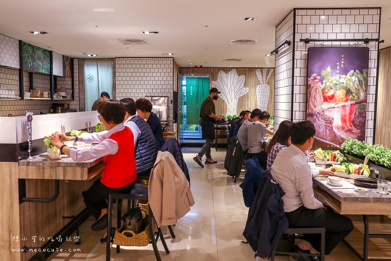 信義區火鍋,台北,台北優質火鍋,台北火鍋,台北火鍋推薦,小川火鍋,小川鍋物,小川鍋物信義店,小川鍋物新光三越A4店,小農火鍋,捷運市政府站美食,新光三越A4美食,海鮮火鍋 @陳小可的吃喝玩樂