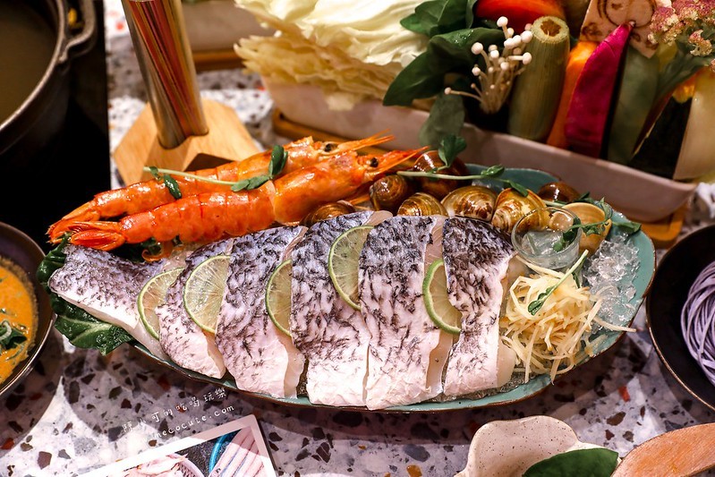 信義區火鍋,台北,台北優質火鍋,台北火鍋,台北火鍋推薦,小川火鍋,小川鍋物,小川鍋物信義店,小川鍋物新光三越A4店,小農火鍋,捷運市政府站美食,新光三越A4美食,海鮮火鍋 @陳小可的吃喝玩樂