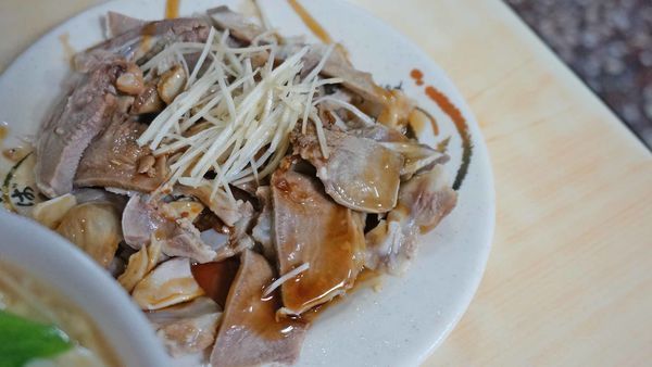 【台北美食】69年老店麵攤-絕無僅有的銅板價，CP值爆表的隱藏版美食