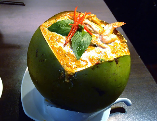 台北 象廚泰式料理 菜單 menu 最新 平價 cp值高 捷運市政府 超厚月亮蝦餅 椰香雞湯 蝦醬高麗菜 炒黃咖哩 黃咖哩海鮮 黃咖哩炒蛋 椰子綜合海鮮 台北 象廚泰式料理 菜單 menu 最新 平價 cp值高 捷運市政府 超厚月亮蝦餅 椰香雞湯 蝦醬高麗菜 炒黃咖哩 黃咖哩海鮮 黃咖哩炒蛋 椰子綜合海鮮