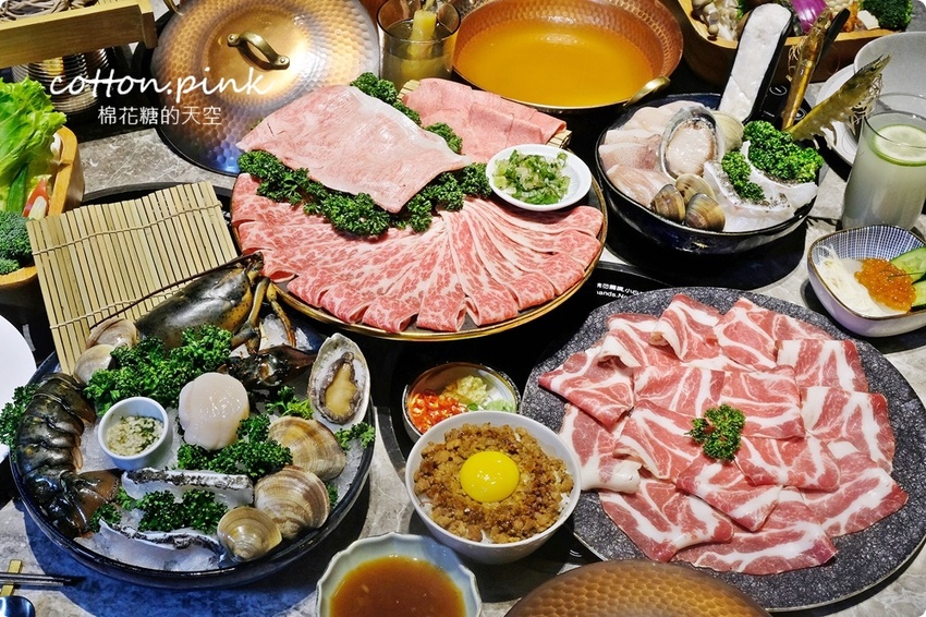 台中最潮小火鍋-不只超好拍更好吃～月暮藏涮涮鍋和牛海鮮吃起來！ - 棉花糖的天空