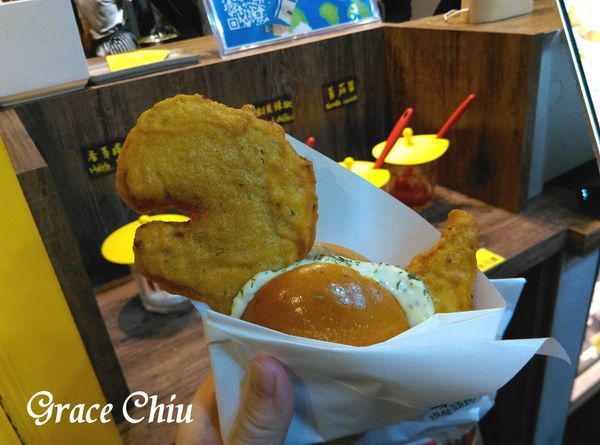 恐龍麵包 恐龍雞塊 西門町小吃 捷運西門站