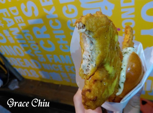 恐龍麵包 恐龍雞塊 西門町小吃 捷運西門站