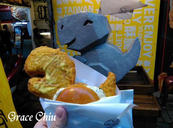 恐龍麵包 恐龍雞塊 西門町小吃 捷運西門站