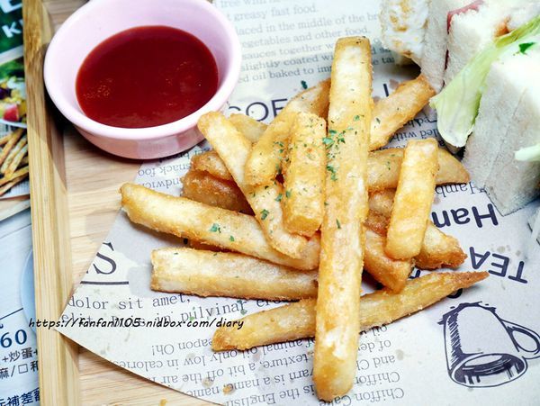 1【西門早午餐】Dejia得嘉野餐廚房 #高cp值 #手作早午餐 #特色早午餐 #芋泥 #起司瀑布 #老店新氣象 (13).JPG