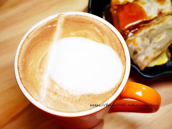 1【西門早午餐】Dejia得嘉野餐廚房 #高cp值 #手作早午餐 #特色早午餐 #芋泥 #起司瀑布 #老店新氣象 (8).JPG