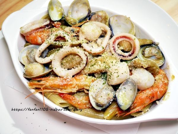 1【西門早午餐】Dejia得嘉野餐廚房 #高cp值 #手作早午餐 #特色早午餐 #芋泥 #起司瀑布 #老店新氣象 (7).JPG