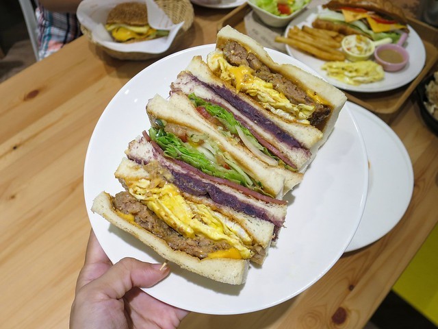 2020-07-27-19-33-56-489