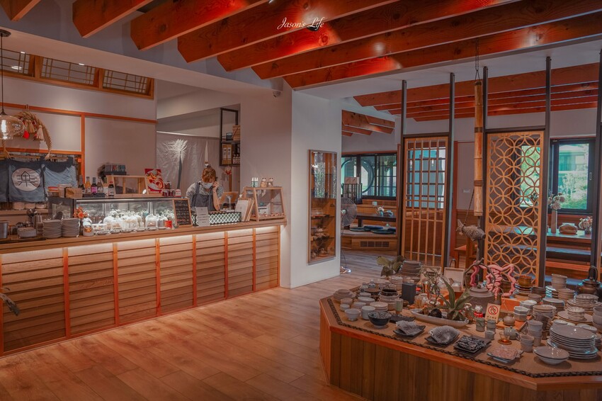 【南投埔里|美食】築樂珈琲。預約制日式庭院全榻榻米用餐空間,下午茶浮誇戚風蛋糕