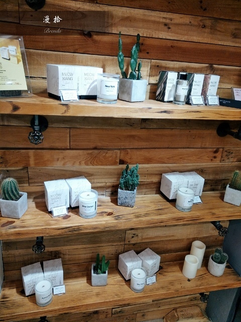 IMAG0703_mh1572184081234.jpg - 【台北咖啡廳】『漫拾』 主打不限時咖啡廳 ︱深夜出爐泡芙、可頌 熱愛甜食的先衝一波