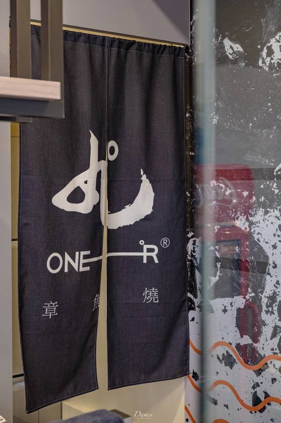 高雄苓雅｜ONE-R 章魚燒-餐車走到店面，不變的依舊是那職人精神