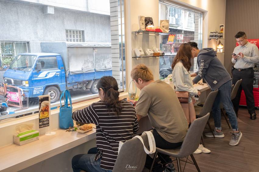 高雄苓雅｜ONE-R 章魚燒-餐車走到店面，不變的依舊是那職人精神