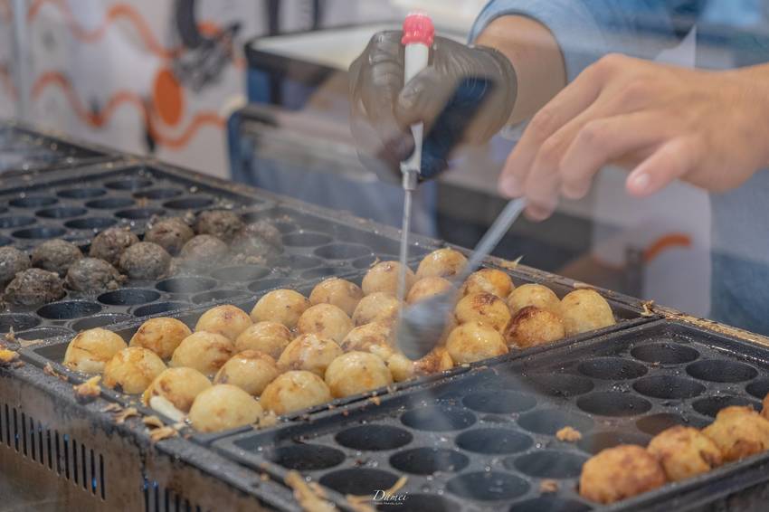 高雄苓雅｜ONE-R 章魚燒-餐車走到店面，不變的依舊是那職人精神