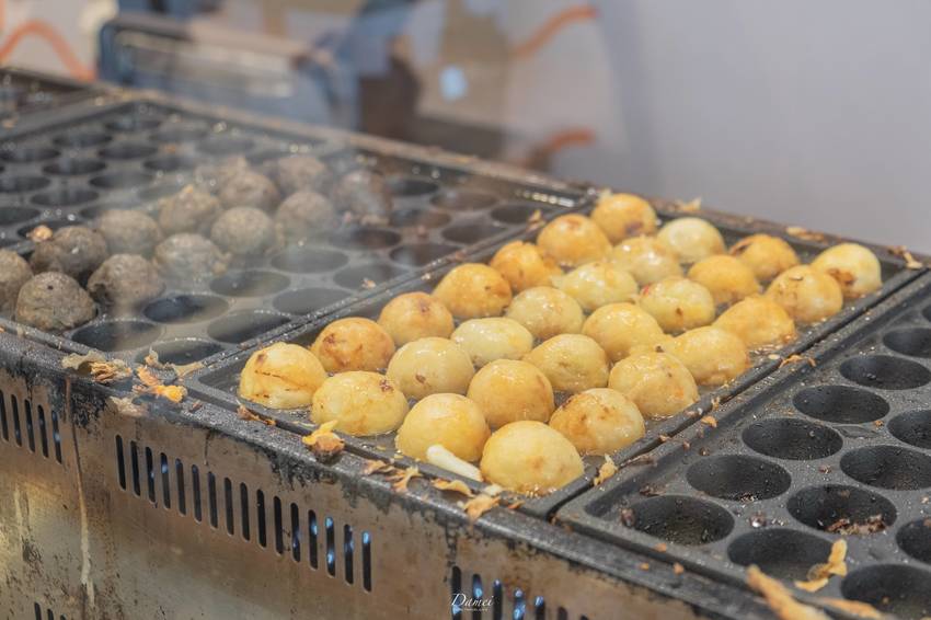 高雄苓雅｜ONE-R 章魚燒-餐車走到店面，不變的依舊是那職人精神