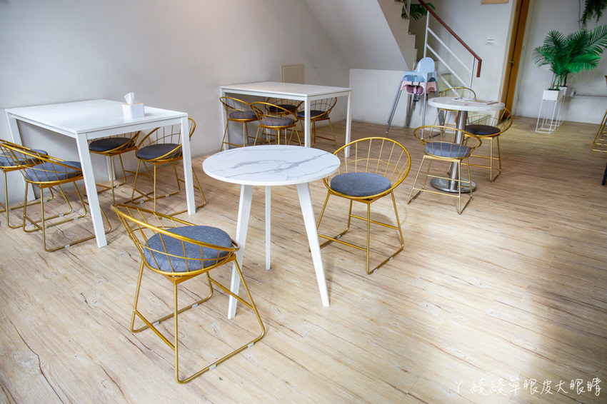 新竹平價早午餐推薦咖啡羊行｜不用百元就可以吃到的美食！滿滿珍珠爆漿卡士達可頌，激推招牌酥皮蛋餅跟漢堡