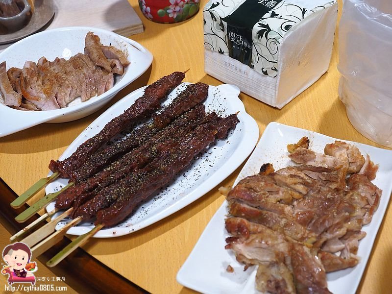 桃園龍潭美食-大紅蕃薑母鴨 羊肉爐 熱炒 燒烤 景觀庭園餐廳(水車庭龍潭店)-藏在山野裡面的薑母鴨鴛鴦鍋,敲敲魚好趣味 (邀約) @民宿女王芽月-美食.旅遊.全台趴趴走