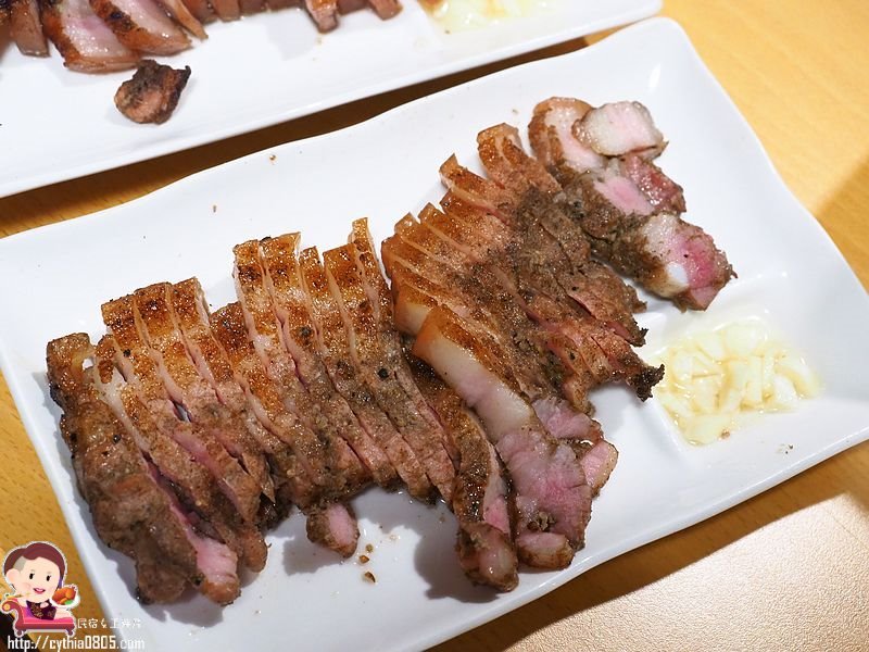 桃園龍潭美食-大紅蕃薑母鴨 羊肉爐 熱炒 燒烤 景觀庭園餐廳(水車庭龍潭店)-藏在山野裡面的薑母鴨鴛鴦鍋,敲敲魚好趣味 (邀約) @民宿女王芽月-美食.旅遊.全台趴趴走