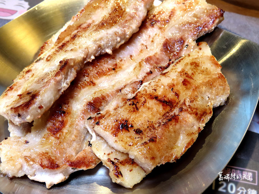 西門町美食-阿豬媽韓式烤肉X火鍋吃到飽 (36).jpg