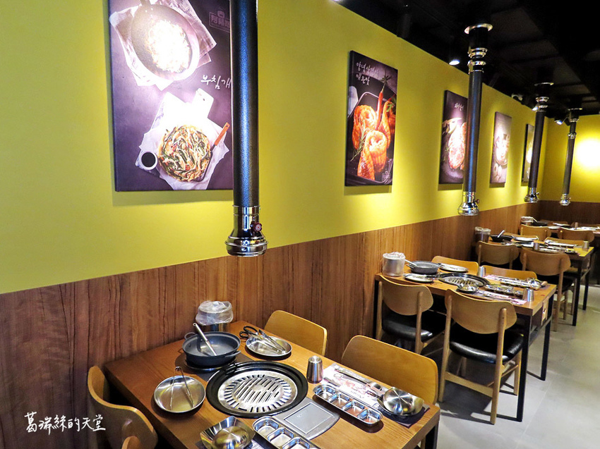 西門町美食-阿豬媽韓式烤肉X火鍋吃到飽 (67).jpg