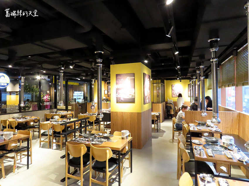 西門町美食-阿豬媽韓式烤肉X火鍋吃到飽 (19).jpg