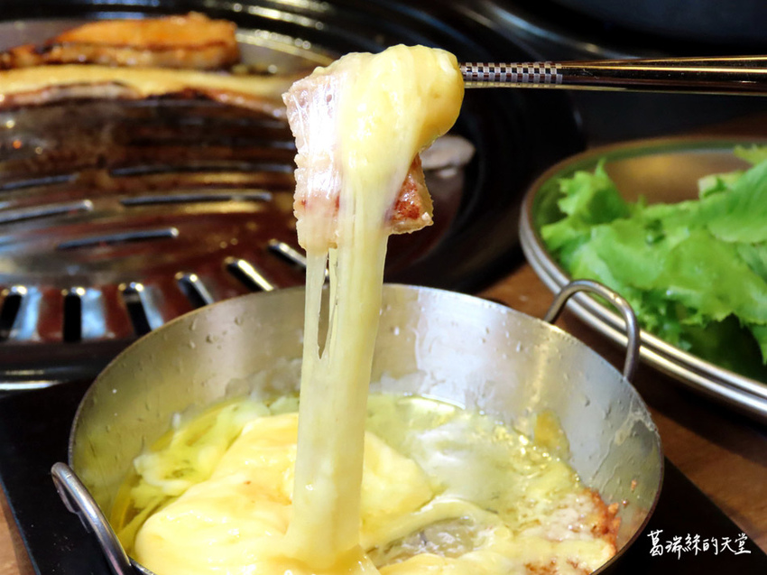 西門町美食-阿豬媽韓式烤肉X火鍋吃到飽 (49).jpg