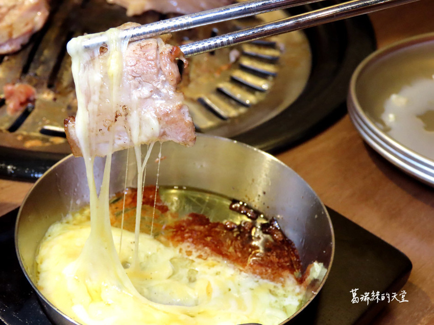 西門町美食-阿豬媽韓式烤肉X火鍋吃到飽 (65).jpg