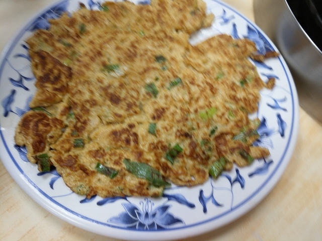 【新店一板鍋】新店 阿輝牛肉城 ︳一板鍋+一板肉 道地台南味 新鮮黃牛肉片、招牌滑蛋牛肉燴飯必點